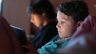 'Çocuklarda tablet kullanımına sınır konulmalı'