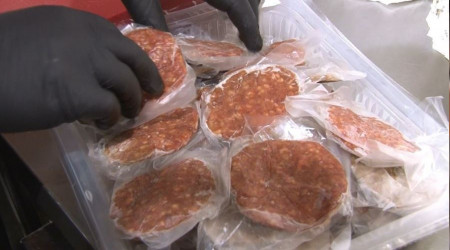 'Çözünen eti hemen pişirin, tekrardan dondurmayın'