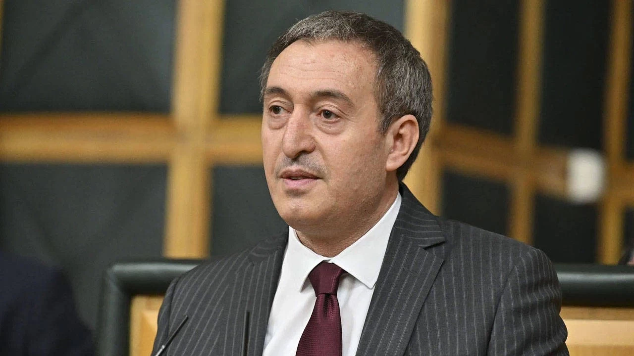 DEM Parti E� Genel Ba�kan� Bak�rhan ve Mardin �l Ba�kan� Tun� hakk�nda yasal i�lem ba�lat�ld�