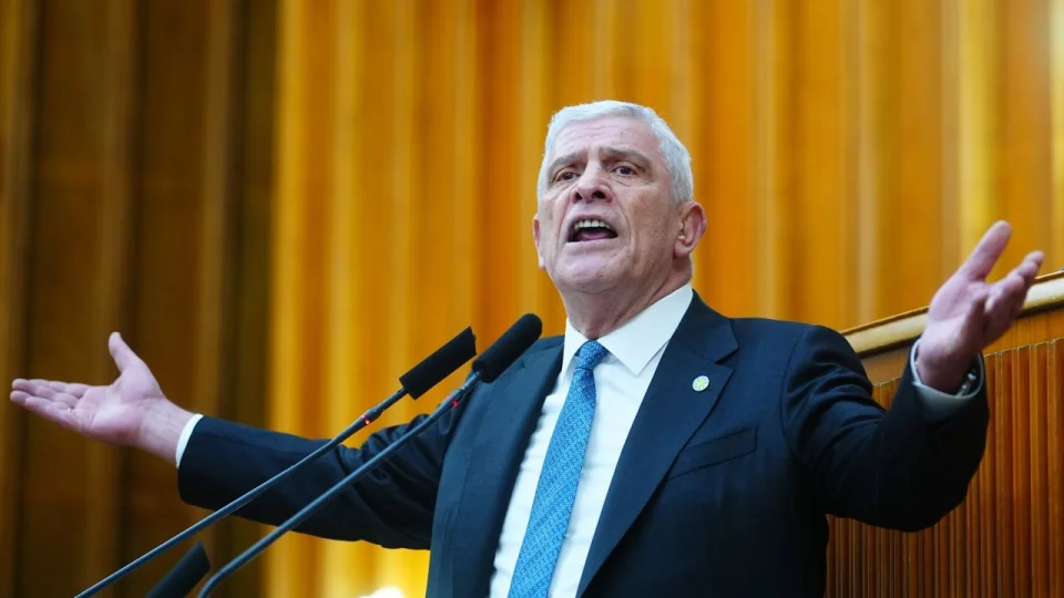 Dervi�o�lu: "86 milyonun s�rt�na y�klenemez"