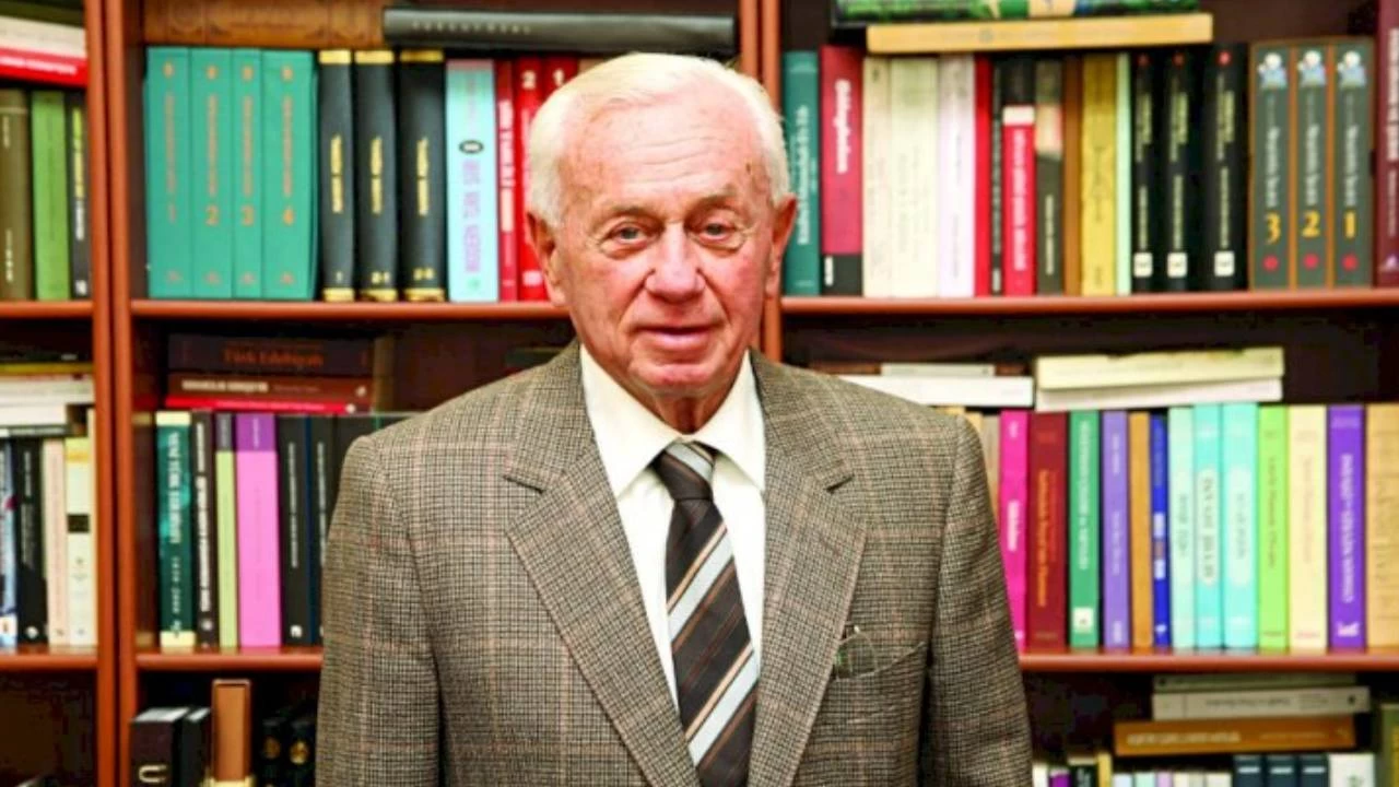 Devlet sanat��s� Prof. Dr. Nevzat Atl�� vefat etti