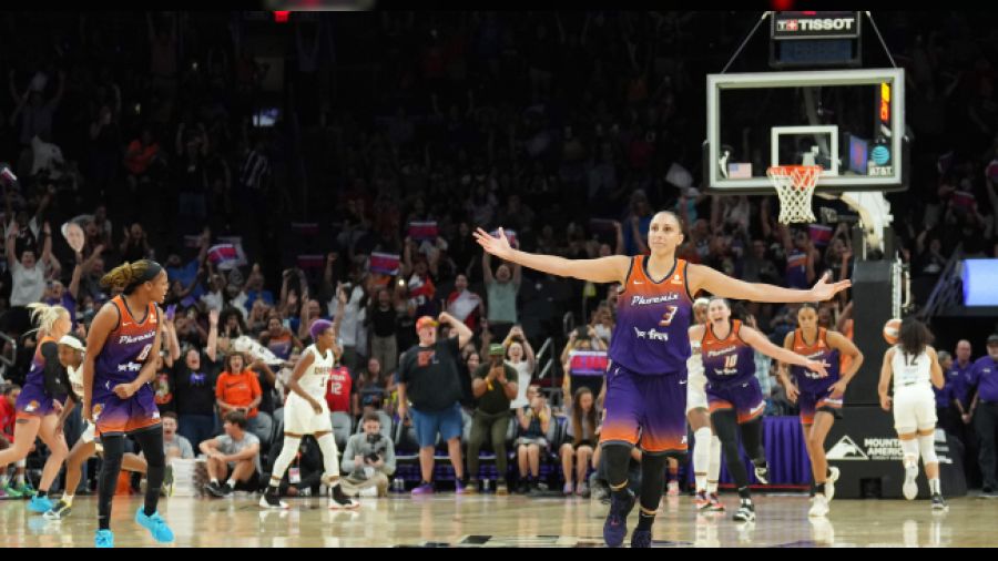 Diana Taurasi tarihe geçti