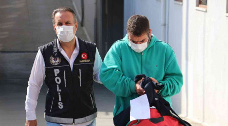 Dondurma yüklü kamyondan 75 kilo uyuşturucu çıktı