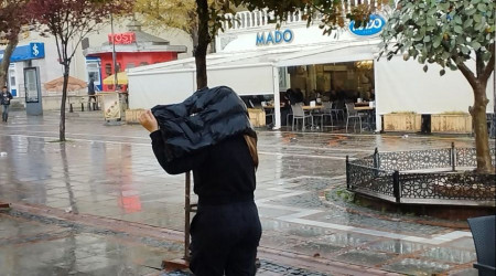 Edirne'de sağanak yağış ve dolu etkili oldu