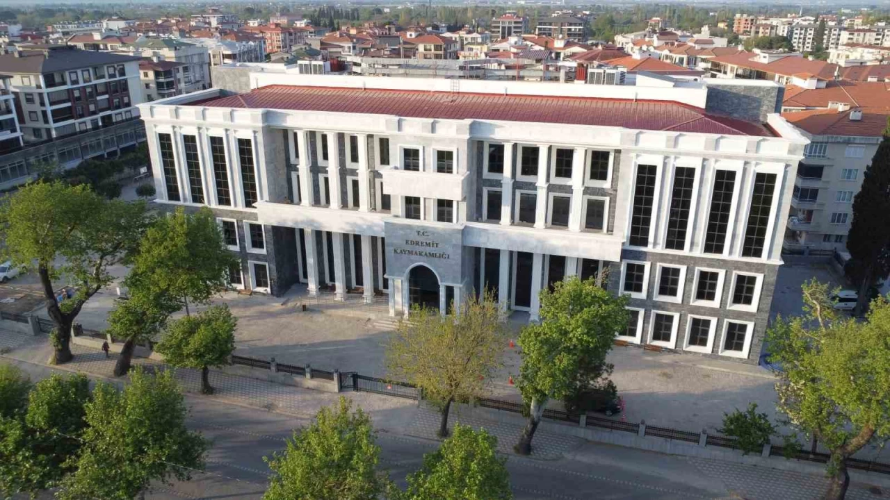 Edremit Kaymakaml��� uyard�