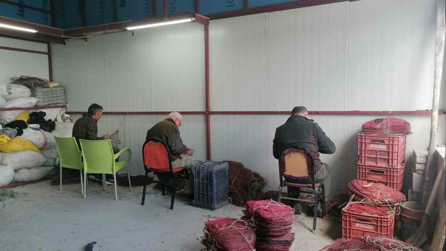 Eğirdirli balıkçılar yeni sezona hazırlanıyor