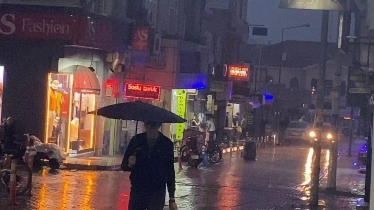 Elazığ'da sağanak etkili oldu