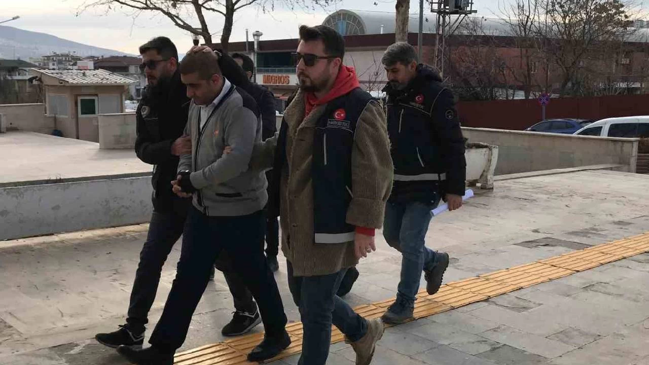 Elaz��'daki uyu�turucu operasyonunda 2 tutuklama