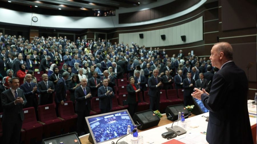 Erdoğan'dan 'Ekonomi yılbaşından sonra düzelir' mesajı