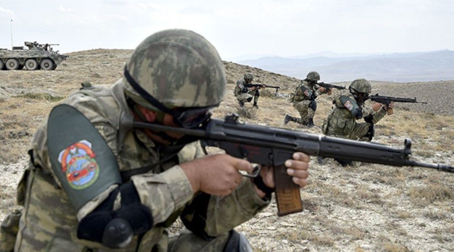 Ermenistan askerleri gece boyunca Azerbaycan mevzilerine ate� a�t�