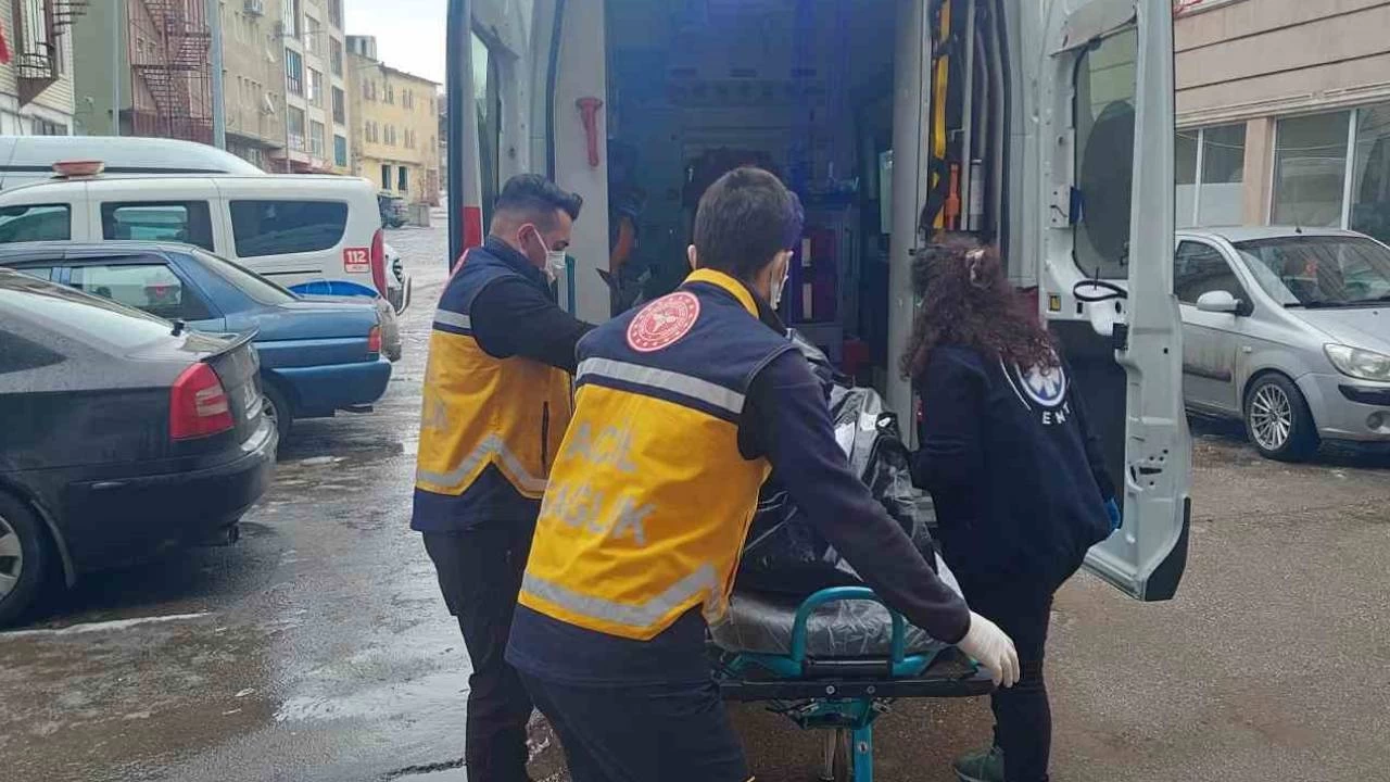Erzurum'da evinde �l� bulunan ya�� adam�n kimsesine ula��lamad�