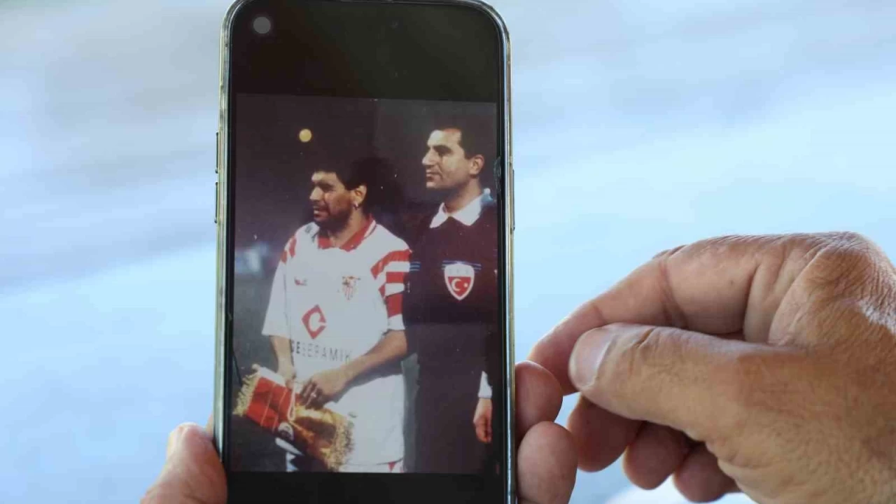 Eski hakem Nurettin Dehmen: 'O fotoğraf, benim için önemli bir hatıra'