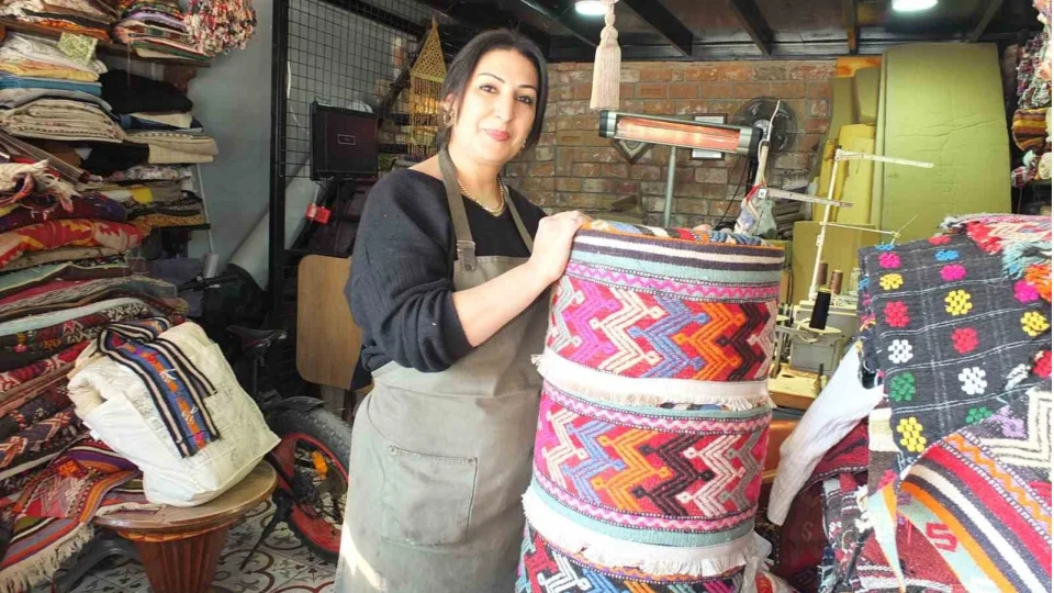 Eski hal� ve kilimleri ekonomiye kazand�r�yor