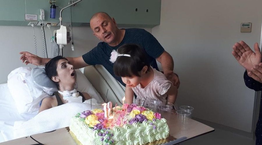 Estetik ameliyatı sonrası yatağa bağımlı kaldı