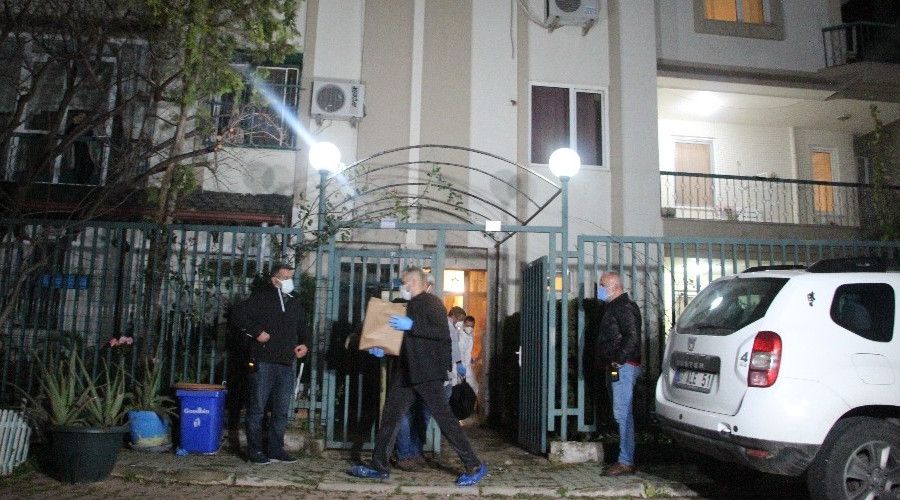 Evde ölü bulunan aileyle ilgili sanal para kaybı iddiası