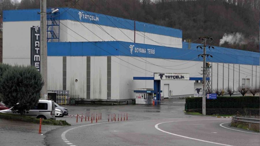 Fabrikada hidrojen tank� patlad�