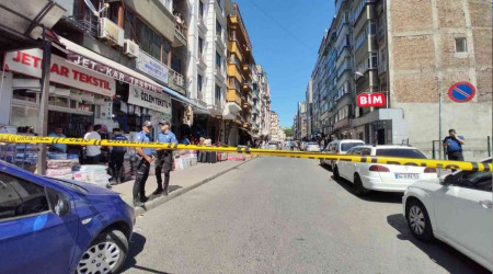 Fatih'te park kavgası: 3 yaralı