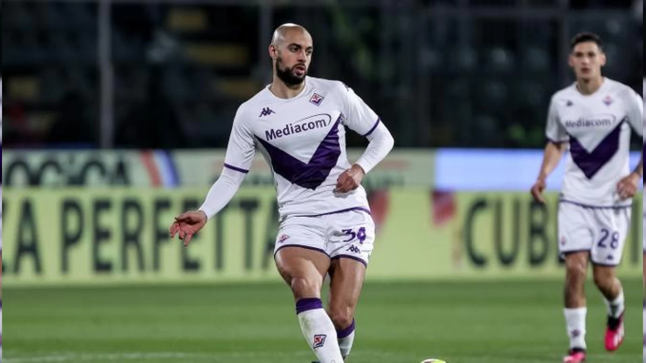 Fenerbah�e Amrabat'� istedi