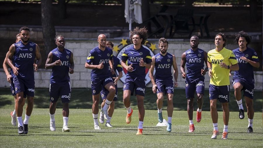 Fenerbahe hedef manda