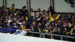 Fenerbahçe taraftarından yönetime tepki