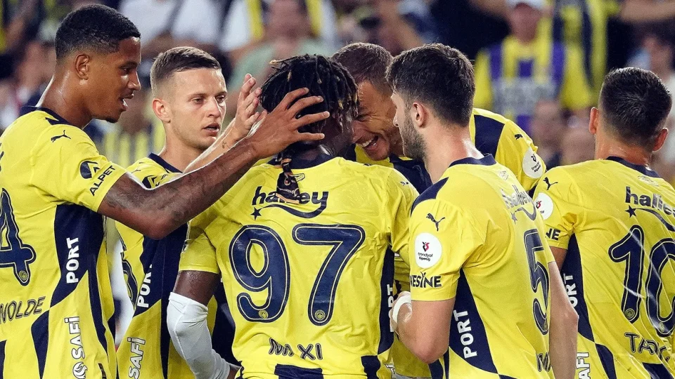Fenerbahçe'de "Galatasaray'ın durumuna düşersek" korkusu