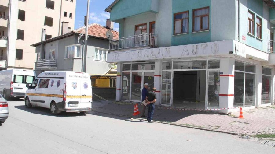 Fırıncı fırıncıya kurşun yağdırdı