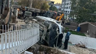 Freni patlayan kamyon 2 aracı biçti: 4 yaralı