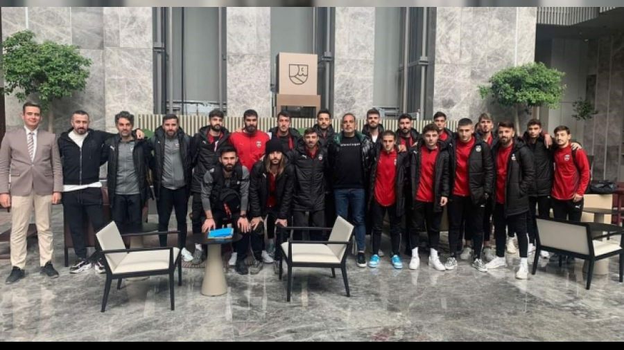 "Futbolu d���necek durumda de�iliz"