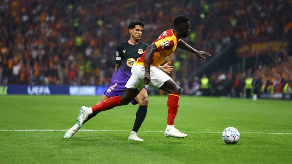Galatasaray düştü, Sami Yen dimdik ayakta