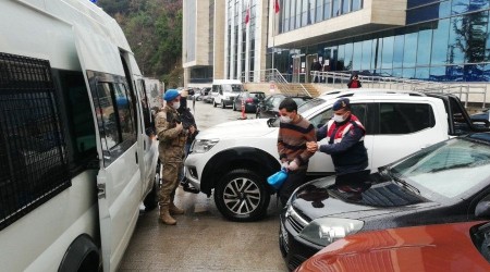 Gemi kaptanı 30 yıllık hapis cezasını duyunca mahkeme salonunda bayıldı