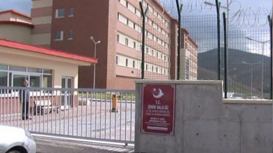 Geri G�nderme Merkezi'nde olay ��kard�lar