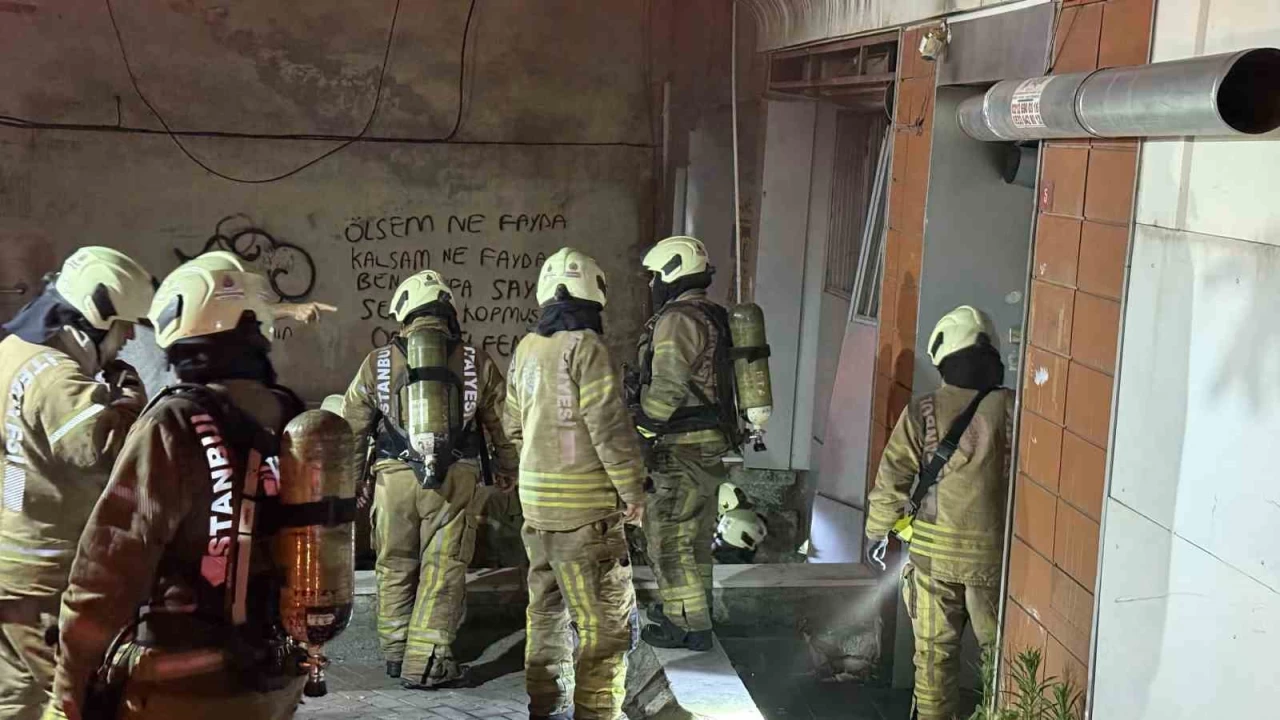 G�ng�ren'de tekstil malzemesi �reten firmada korkutan yang�n