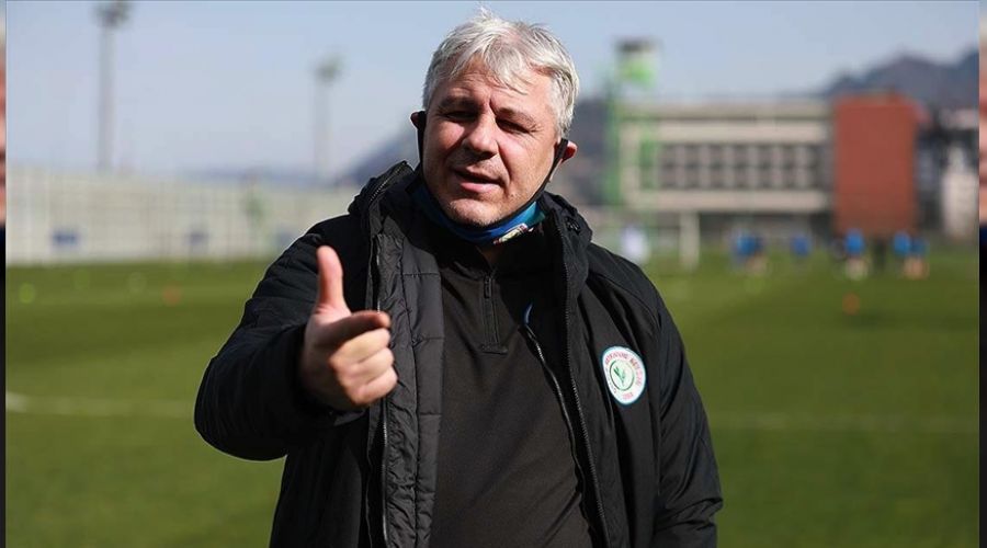 "Hakemler iin dl gibiyim"