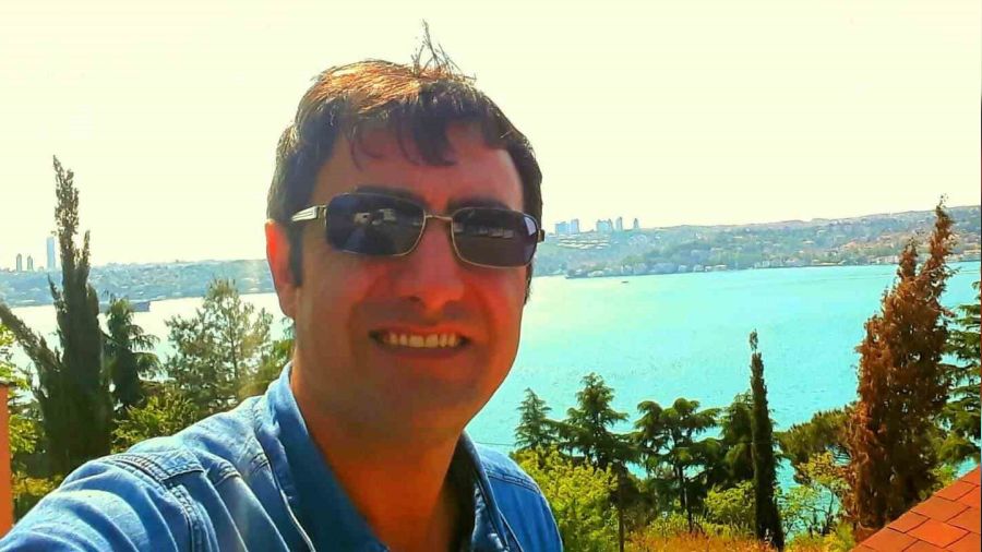 Hakkarili hem�ire Van'daki evinde �l� bulundu