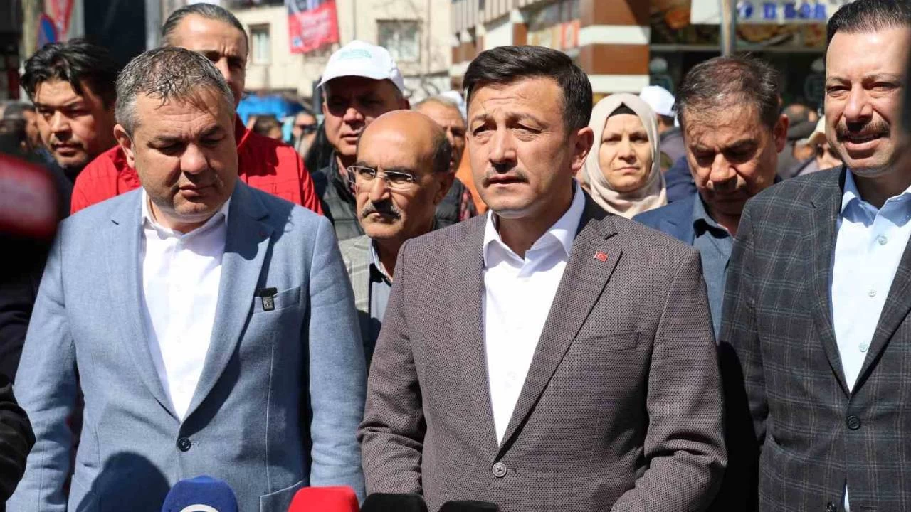 Hamza Dağ'dan Özgür Özel'e: CHP'nin en kısa süreli genel başkanı olma korkusu var