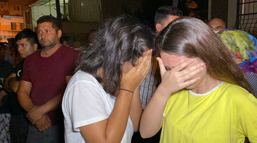 Hatay'da anne ve 2 �ocu�u evlerinde �l� bulundu