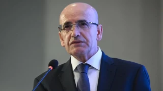 Hazine ve Maliye Bakanı Şimşek vergi taslağı çalışmasını iş dünyasına görücüye çıkaracak