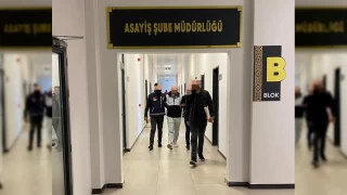 Hırsızlık suçundan aranan şüpheli İstanbul'da yakalandı