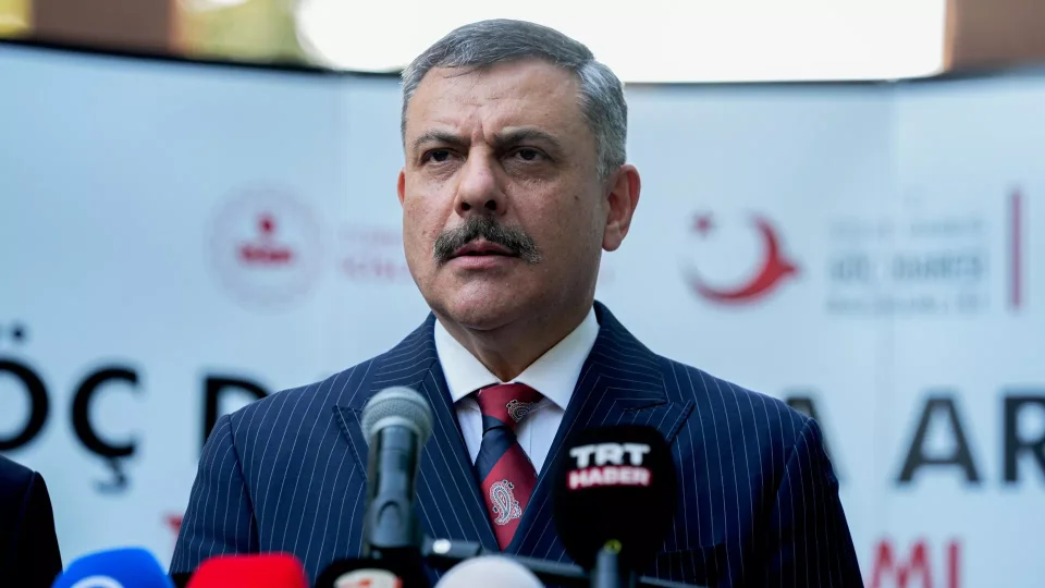 ��i�leri Bakan� �ift�i, "Tehlike okula gelmeden tedbir alaca��z" dedi