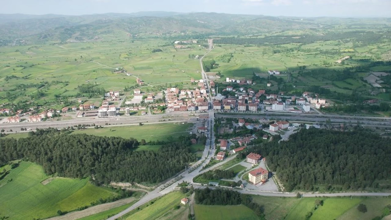 hsangazi: Tarihin ve doann kucaklat sakin ile