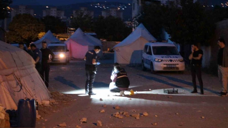 ki aile arasnda kan silahl kavgada 2 kii ld, 7 kii yaraland 