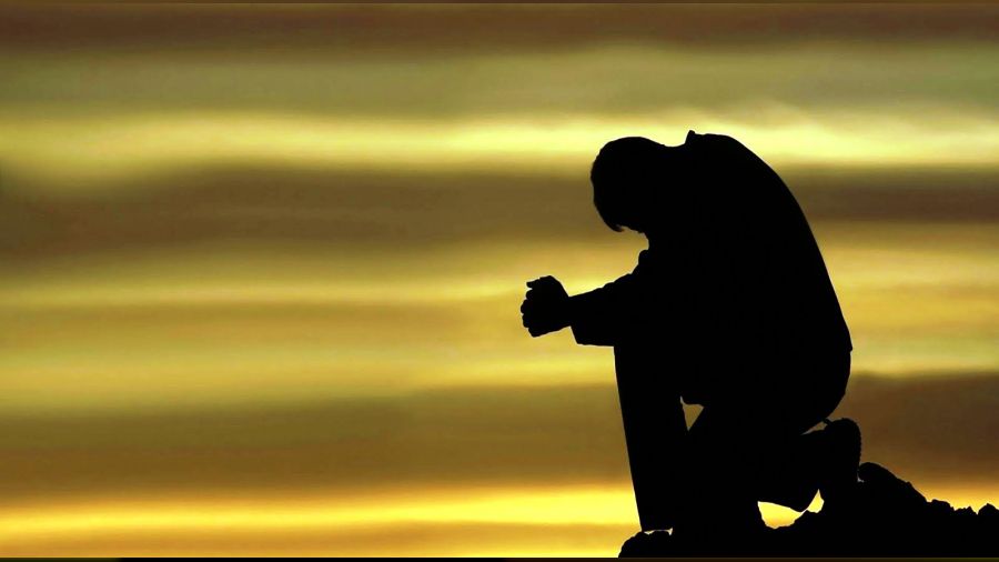 �lah� emirleri yerine getirmek bor�tur