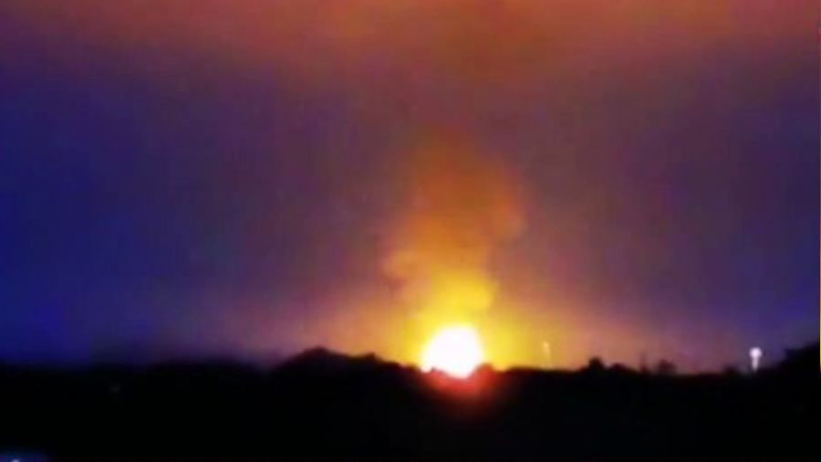 �ngiltere'de biyogaz tesisine d��en y�ld�r�m patlamaya neden oldu