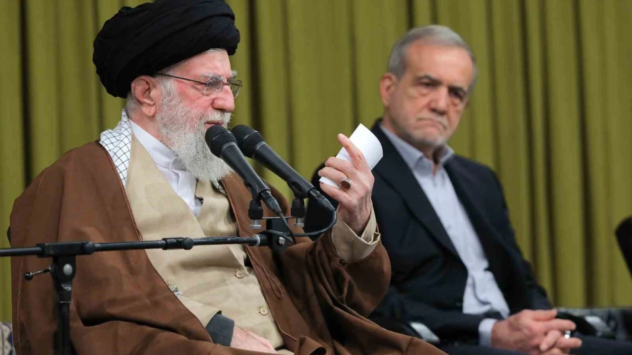 �ran dini lideri Hamaney'den h�k�mete uyar�