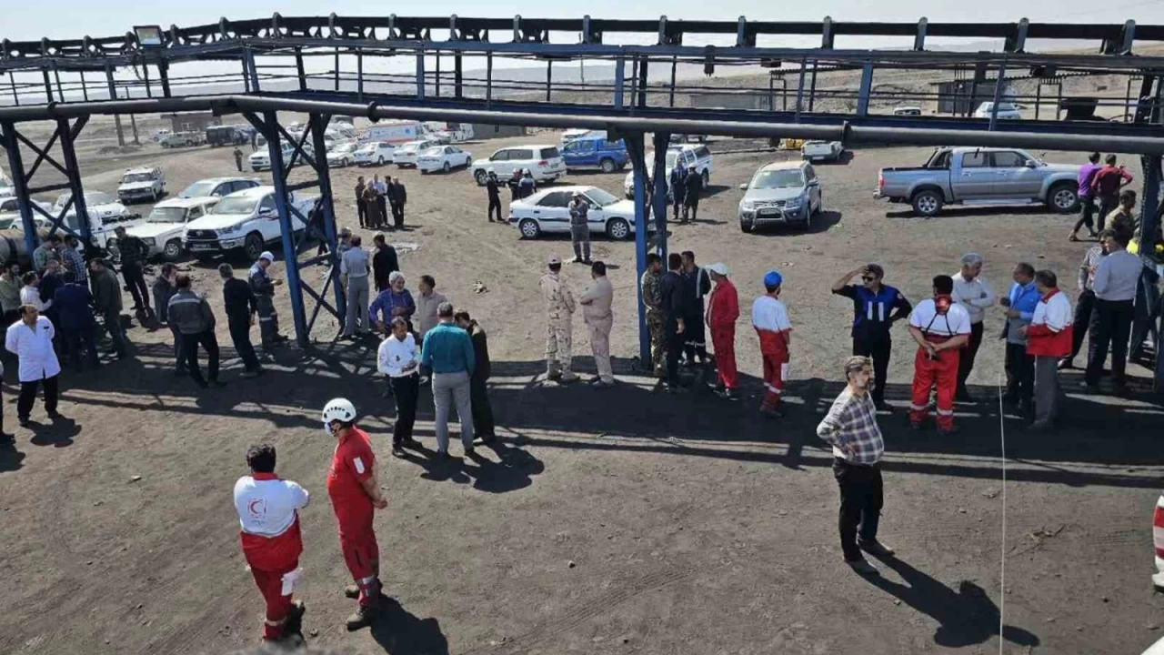 �ran'daki maden facias�nda can kayb� 52'ye y�kseldi