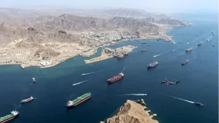 �ran'dan son 24 saatte 15 gemiye "H�rm�z ge�i� izni"