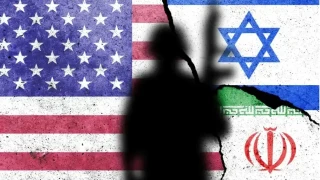 �ran'� hedef alan sald�r�lar 'Epstein'i unutturma sava��'