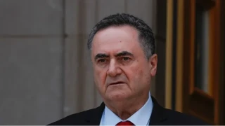 İsrail Savunma Bakanı yine kaşınıyor
