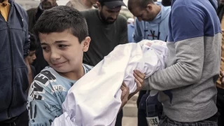 İsrail'in Gazze Şeridi'ne düzenlediği saldırılarda ölenlerin sayısı 13 bin 300 oldu