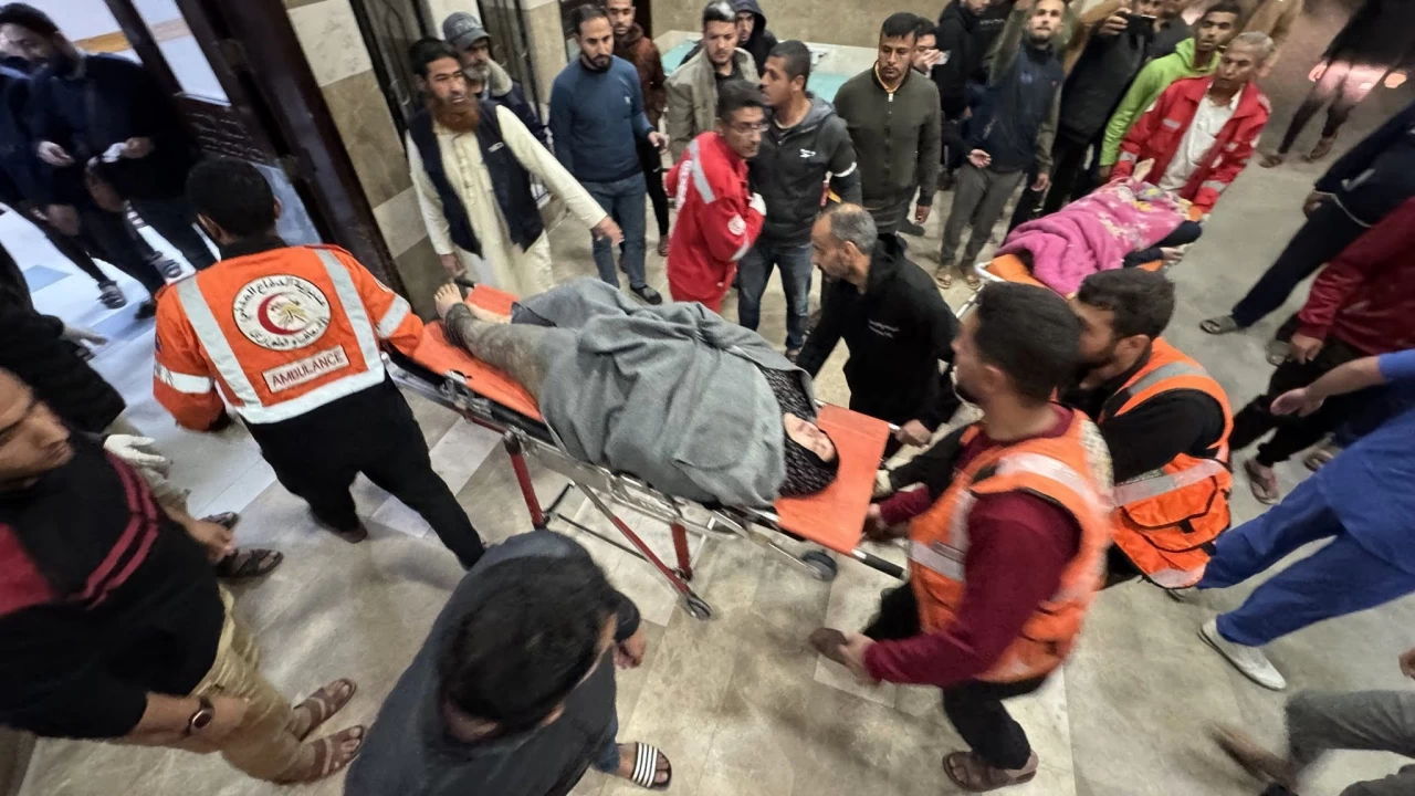 �srail'in Gazze'ye d�zenledi�i sald�r�larda �ok say�da Filistinli hayat�n� kaybetti